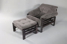 Load image into Gallery viewer, Chair &amp; Ottoman – Taye with Tiger Maple Arms