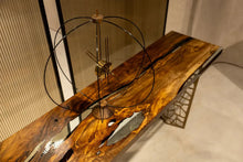Load image into Gallery viewer, Walnut wood and resin sofa &amp; entry table | Voronoi collection