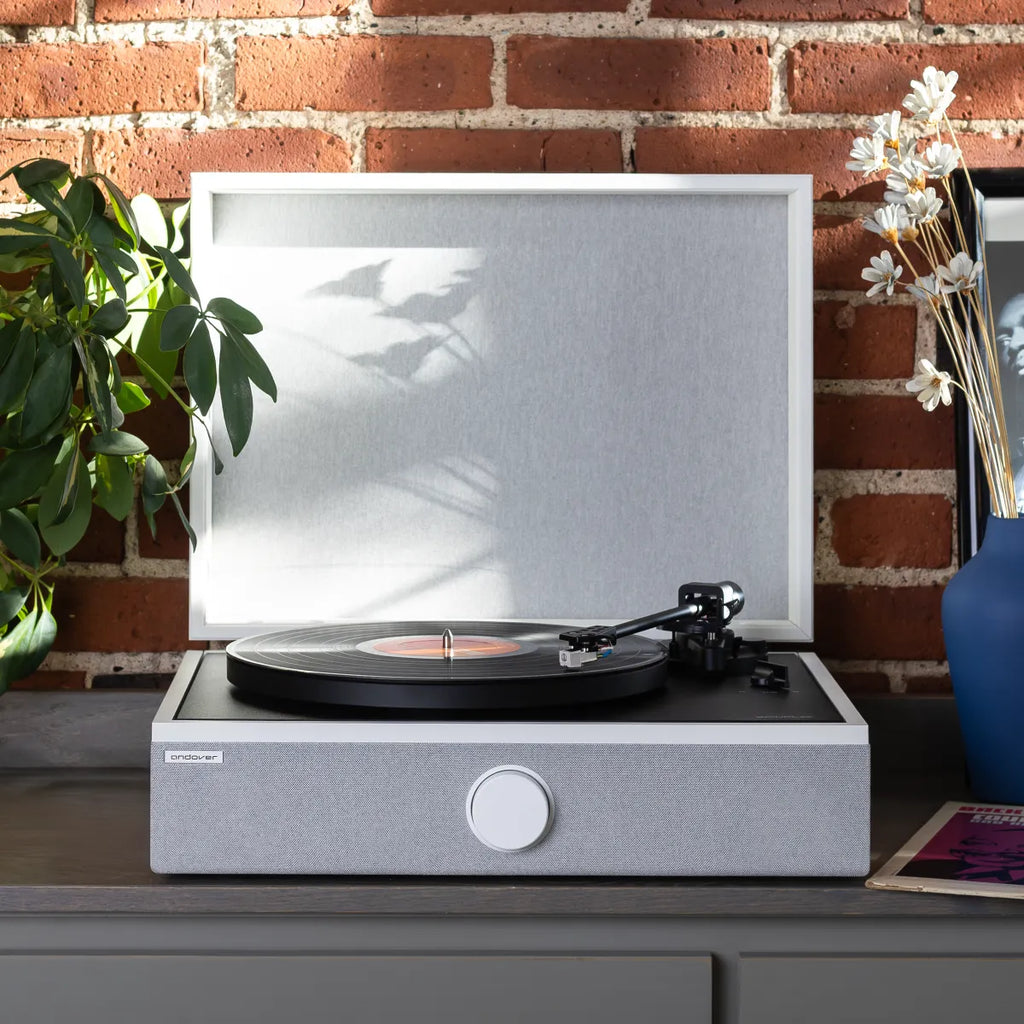 Luxury All-in-One Record Player for Mancave | SpinPlay Premium Turntable System